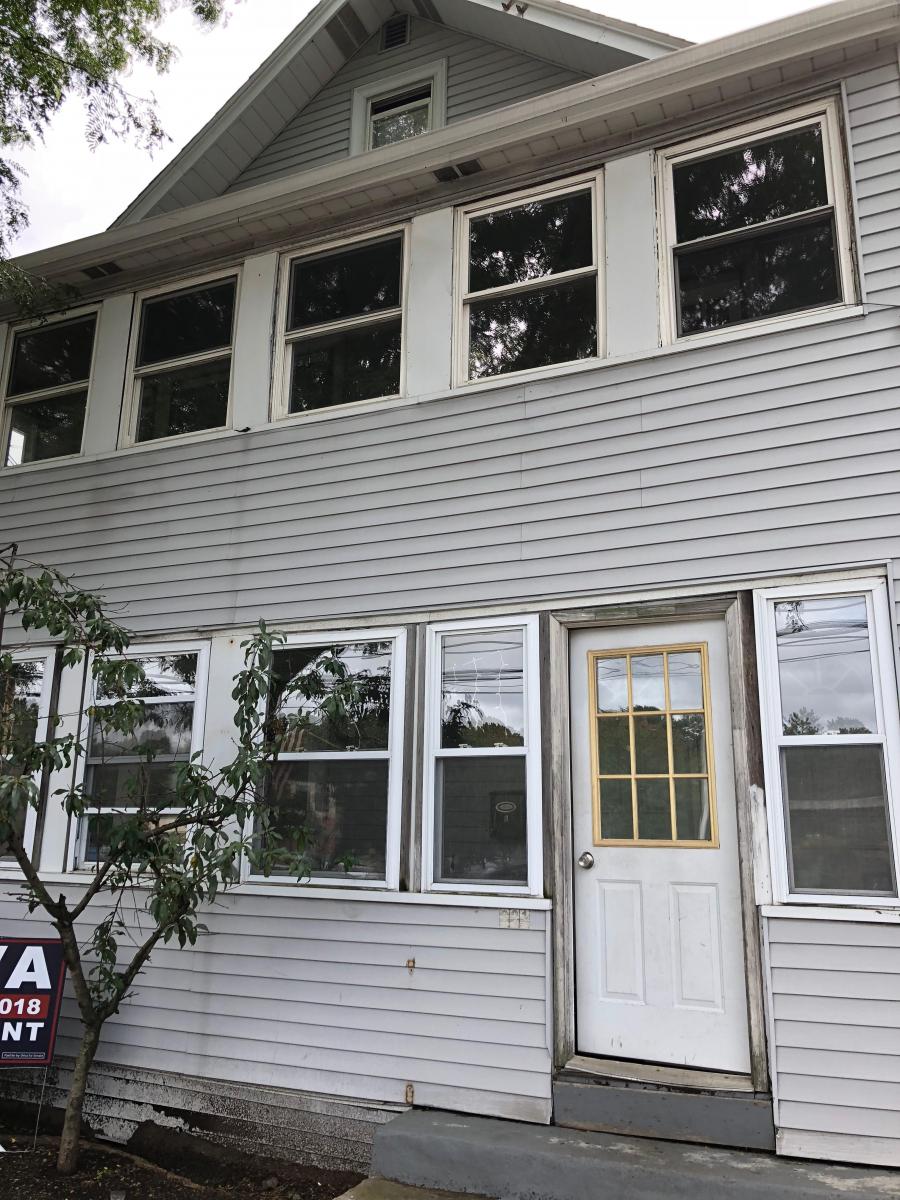 2 BEDROOMS FOR RENT IN WATERTOWN Билеты, работа